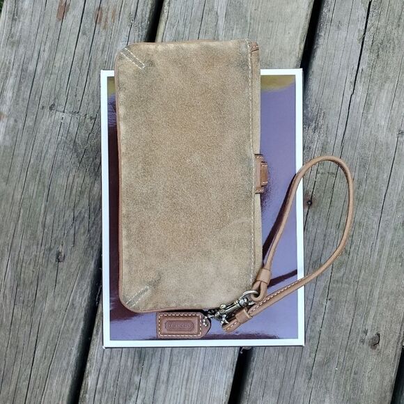 Vintage 90s y2k Coach British Tan Suede Leather Square Wristlet Mini Clutch - Picture 3 of 6